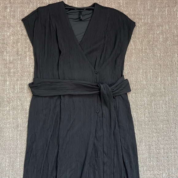 MM Lafleur New York Black Pleated Jersey Wrap Devlin Midi Dress Black Size 10 - Picture 7 of 9